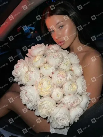 Галерея: проститутка Камалия, фото 9, 20 лет, Москва, Нагатино-Садовники, шатенка, 174 см