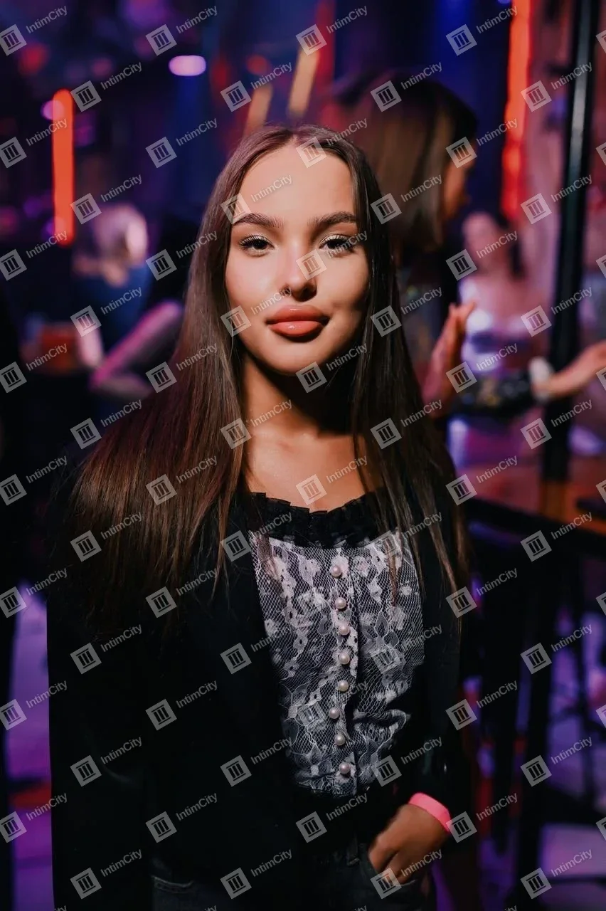 Галерея: проститутка Альбина, фото 6, 25 лет, Москва, Молжаниновский, шатенка, 160 см