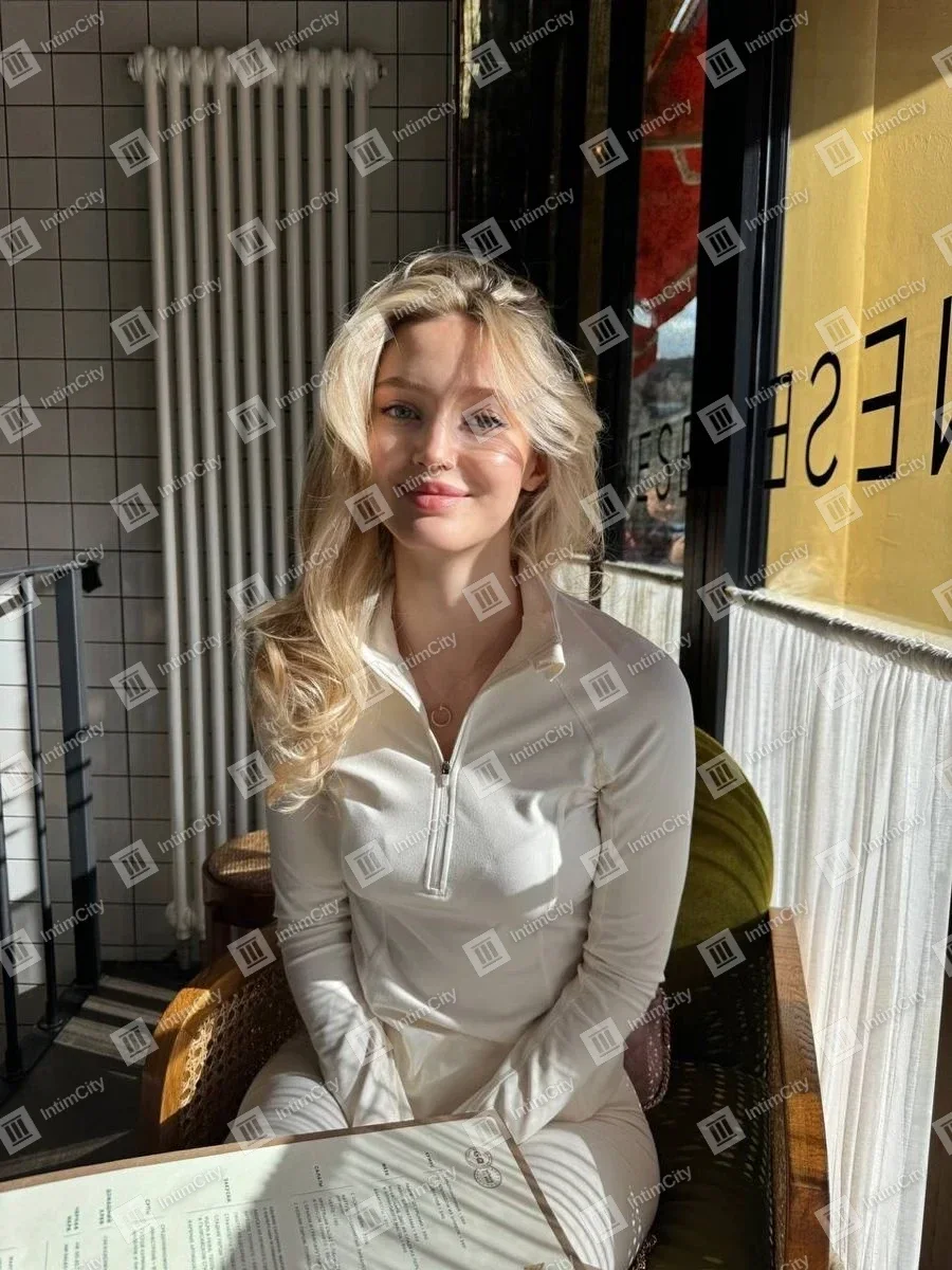 Проститутка Оксана на фото анкеты: 26 лет, Москва, Замоскворечье, блондинка, 178 см, снимок 14