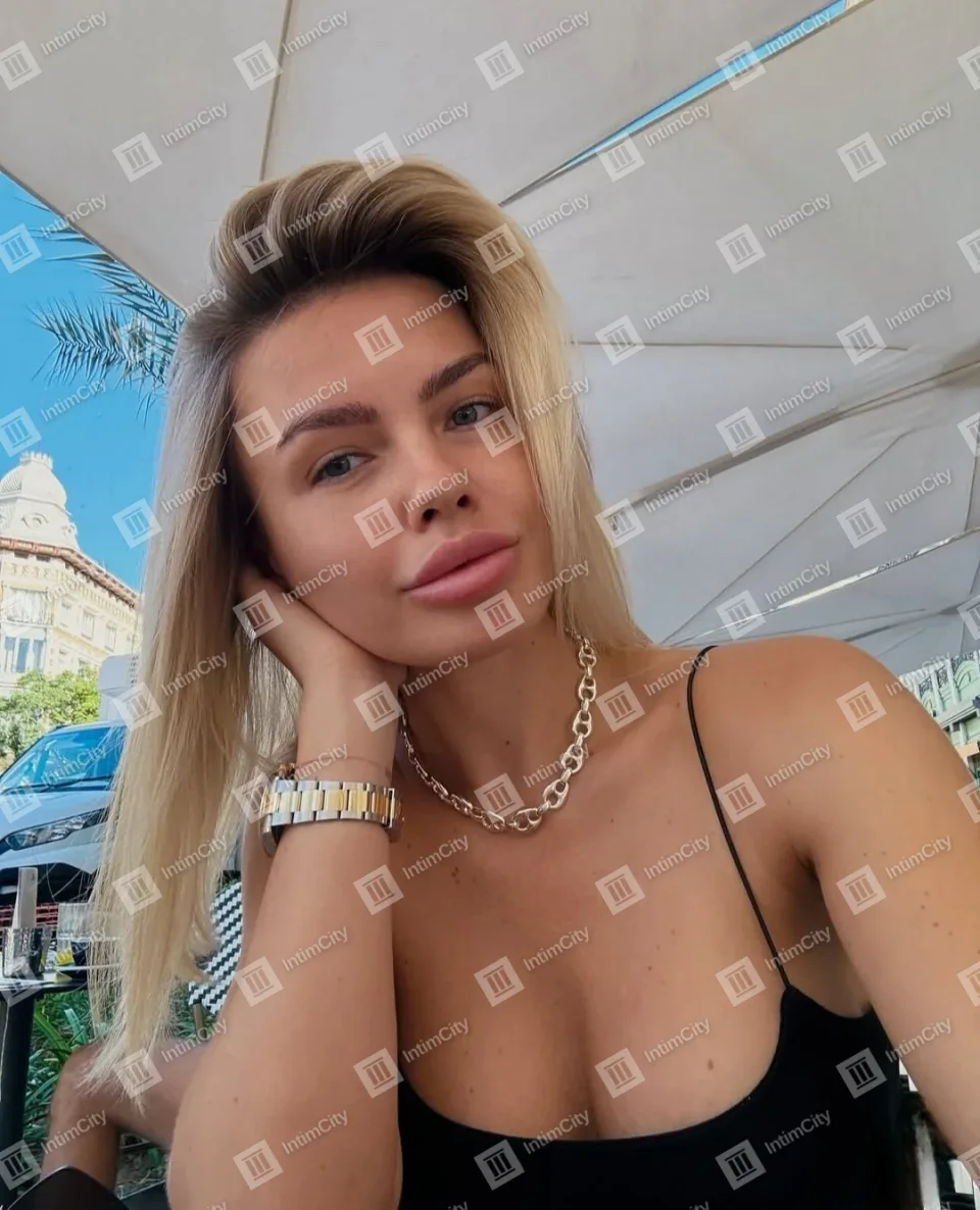 Проститутка Влада на фото анкеты: 22 года, Москва, Замоскворечье, стройная, блондинка, 170 см, снимок 4