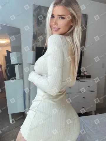 Галерея: проститутка Селена, фото 2, 28 лет, Москва, Гагаринский, фигуристая, блондинка, 165 см