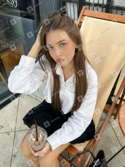 Галерея: проститутка Любовь, фото 1, 20 лет, Москва, Тверской, стройная, шатенка, 168 см