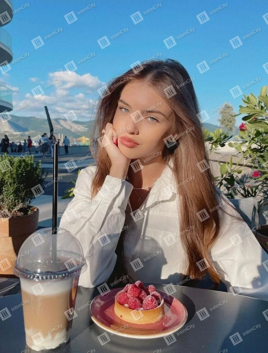 Проститутка Любовь на фото анкеты: 20 лет, Москва, Тверской, стройная, шатенка, 168 см, снимок 6