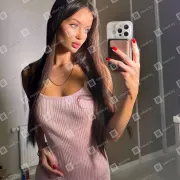 Проститутка Эмилия на фото анкеты: 20 лет, Москва, Якиманка, стройная, шатенка, 169 см, снимок 3